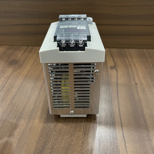 ตัวจ่ายไฟสลับรางราง DIN แบบ S8VS-18024AP สำหรับระบบอัตโนมัติในโรงงาน - Product Image 3