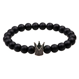 Pulsera negra mate con cuentas y dije de corona, joyería de aleación de cobre, regalo para hombres y mujeres, accesorio de moda - Product Image 5