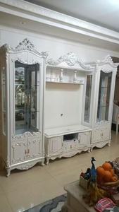 Ensemble Meuble <span class=keywords><strong>TV</strong></span> Classique Élégant Blanc, Dessus Décoratif avec Vitrine à Porte en Verre - Product Image 2