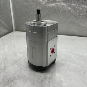 KM1 Series Reversible <b>Gear</b> <b>Motor</b> With Relief Mobile Hydraulic <b>Motor</b> - Product Image 2