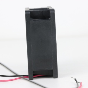 Ventilador Axial SUNON PE60252BX-000C-A99 60x60x25mm 6025 24VDC 190mA 4.56W 7600RPM 40.0CFM con Rodamiento de Bolas para Gabinete e Inversor, Eléctrico, ODM - Product Image 3