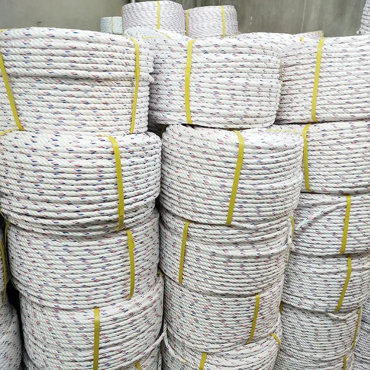 Fournisseurs 3/4strand Polypropylène PP Twisted Ropes Packaging Fishing With Use Noir Blanc 6MM 10MM 12MM 24MM 32MM