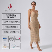 Joydressing Robe longue sexy beige en crochet à bretelles spaghetti, ajourée, avec ourlet à franges, cache-maillot de plage, robes en tricot, vente en gros