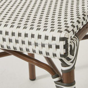 Sedia da Giardino in Rattan Sintetico Impermeabile - Poltrona Bistrot Francese in Rattan PE con Telaio in Alluminio per Esterni e Soggiorno - Product Image 6