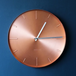 Lucky Modern Metal Wall Clock - Product Image 1