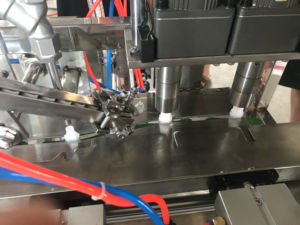 Machine d'emballage de sachets de miel, machine d'emballage de sachets de sauce, machine d'emballage de sachets de confiture, de sirop liquide – Comparaison - Product Image 1