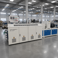 Machine d'extrusion automatique de panneaux de porte en PVC WPC, extrudeuse à double vis conique contrepoussée, 380V 75kW