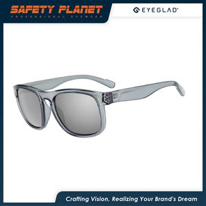 แว่นตากันแดดสำหรับวิ่งและเล่นกีฬา รุ่นปรับแสงอัตโนมัติ ป้องกันรังสียูวี 400 กรอบสีแดง สำหรับทุกเพศ เหมาะกับไลฟ์สไตล์แอคทีฟ - Product Image 6