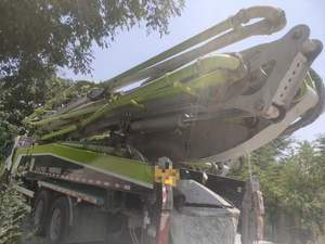 Bomba de Concreto Usada ZOOMLION de 56m con Motor Diésel y Componente de Motor Principal - Product Image 3