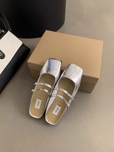 เทรนด์แฟชั่นฤดูร้อน รองเท้าแตะแบบสวมสไตล์เกาหลี ระบายอากาศได้ดี เหมาะสำหรับกิจกรรมกลางแจ้ง  แบบหุ้มข้อสูงสำหรับผู้หญิง กันลื่น ทนทานต่อการสึกหรอ พร้อมพื้นรองรับแรงกระแทกด้านหน้า - Product Image 2