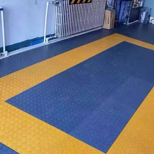 Atelier de réparation automobile Atelier d'<span class=keywords><strong>entretien</strong></span> Tapis de sol solide Réparation de machine 4S <span class=keywords><strong>Magasin</strong></span> Caillebotis épissé Revêtement de sol en plastique résistant à l'usure - Product Image 6