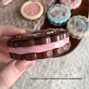 Fleur connaît la chérie ours soie Satin gaufré doux léger Blush velours finition naturel <span class=keywords><strong>facile</strong></span> couleur visage Cookie fard à joues - Product Image 4