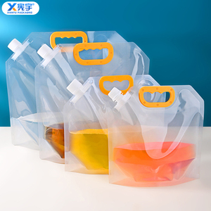 ถุงพลาสติกใสแบบตั้งได้ PE แบบกำหนดเอง ใช้ซ้ำได้ พับเก็บได้ พกพาสะดวก พร้อมหูจับและจุกสำหรับไวน์ <span class=keywords><strong>น้ำ</strong></span>มันมะกอก เบียร์ <span class=keywords><strong>น้ำ</strong></span>ผลไม้ - Product Image 1