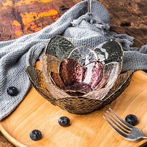 Venta al por mayor hecho a mano flor soplada en la boca forma de cereza borde dorado pequeño plato de vidrio de frutas de colores irregulares <span class=keywords><strong>cuencos</strong></span> de vidrio - Product Image 4