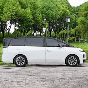 Nouvelles voitures électriques LEAPMOTOR D99 EREV, LEAPORD D99 MPV LHD, SUV/MPV électrique de luxe, véhicules de luxe à vendre. Acompte. - Product Image 4