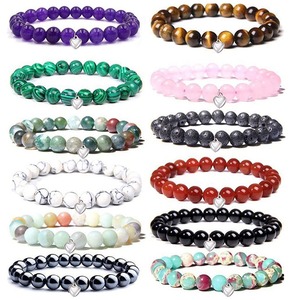 Bracelet en cristal de guérison avec pierres précieuses naturelles de 8mm Charka Feng Shui véritable œil de tigre Bracelet à breloques en forme de cœur pour hommes et femmes - Product Image 2