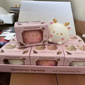 Nouveau jouet anti-stress en forme de cerf de Noël, jouet à presser à récupération lente - Product Image 5