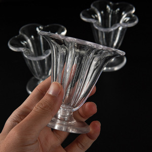 Vente en gros de nouveaux mini-tasses à bière simulées, accessoires miniatures pour maison de poupée - Product Image 6