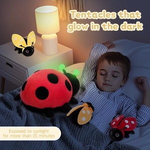 Coussin et sac de couchage géants personnalisés en peluche Coccinelle pour enfants, en <span class=keywords><strong>coton</strong></span>/nylon ultra doux, anti-stress, vente en <span class=keywords><strong>gros</strong></span> - Product Image 2