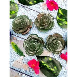Tallados de rosas hechos a mano con aventurina verde - cristal/gema/reiki/chakra/curación - UNA PIEZA SOLA - 2.5 pulgadas y 145 g (0.32 oz) - Product Image 1