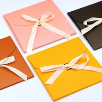 Enveloppes d'emballage en papier pliables personnalisées avec logo pour foulards en soie en gros, avec ruban
