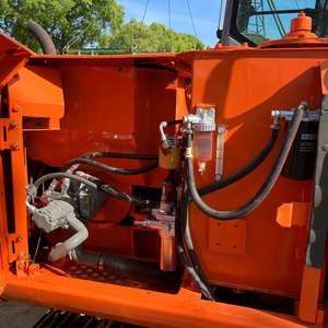 Mini pelleteuse Hitachi ZX60/ZX70 d'occasion modèle 2022 sur chenilles hydrauliques à faible durée avec pompe et moteur de haute qualité - Product Image 3