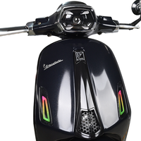 Personnalisation en petite série directe d'usine, kit de feux avant, arrière et clignotants LED RGB contrôlés par application pour scooter Vespa