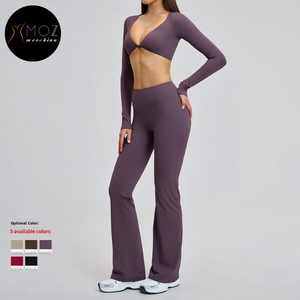 Ensemble de yoga évasé brossé pour femme - Haut à manches longues col en V et <span class=keywords><strong>leggings</strong></span> coupe <span class=keywords><strong>bootcut</strong></span> pour le Pilates et la course à pied - Tenue de sport personnalisée 2 pièces - Product Image 2