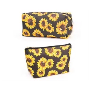 Muestra gratuita: Nueva bolsa de lavado clásica Sunflower para personas con poco tiempo, bolsa de almacenamiento de gran capacidad para herramientas de uñas y tatuajes, set de caja de maquillaje. - Product Image 1