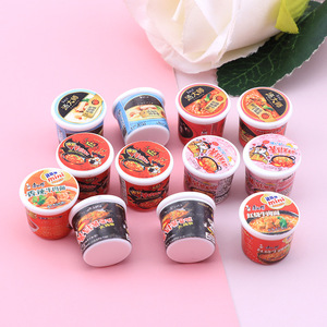 3D épicé <span class=keywords><strong>poulet</strong></span> nouilles nourriture résine artisanat indésirable étui de téléphone portable décoration breloques nourriture pour enfants jouer ornements bricolage artisanat - Product Image 4