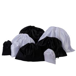 Peruk için özel Logo boyutu lüks ipek çanta giysi saklama İpli toz torbaları çanta hediye mücevherat saç saten çanta kılıfı - Product Image 1