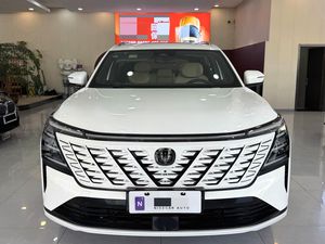 Changan 2025 CS75 PLUS 1.5T <span class=keywords><strong>Nuevo</strong></span> Blue Whale Premium, Auto Usado, Automático, Volante a la Izquierda, Techo Solar, Luces LED, Buen Estado - Product Image 1