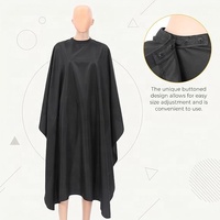 Capes de Coiffure Professionnelles en Polyester à Broderie Intégrale Personnalisée pour Salons de Coiffure – Designs Uniques – Vente en Gros