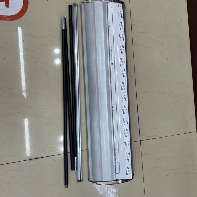 Wide Base Roll Banner High Quality Outdoor Exhibit Display Stand Printing Aluminum Roll up