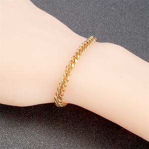 JXX Venta al por Mayor, Pulsera de Eslabones con Dijes de Latón Chapado en Oro de 24k, Diseño Minimalista, Joyería Cooper para Mujer - Product Image 4