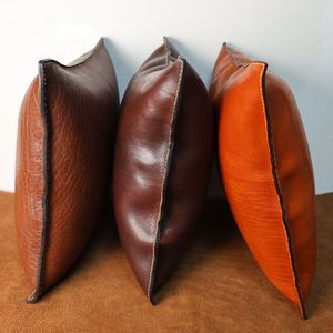 <span class=keywords><strong>หมอน</strong></span><span class=keywords><strong>โซ</strong></span>ฟาทำมือหนังวัวแท้สไตล์วินเทจ - Product Image 6
