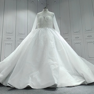 Robe de mariée algérienne traditionnelle à manches longues en dentelle, fournisseur de robes de mariée scintillantes, perlées et scintillantes. - Product Image 1