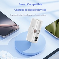 Batteries externes portables en gros pour montres, chargeurs sans fil, mini-câbles intégrés, alimentation mobile, charge rapide 22,5 W Type-C