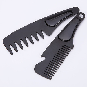Mini peigne à barbe portable en plastique à dents larges pour hommes, outil de coiffure - Product Image 2