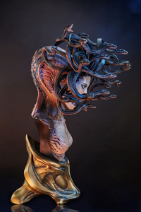 Busto <span class=keywords><strong>de</strong></span> Medusa Gorgona, Estatua Realista y Detallada <span class=keywords><strong>de</strong></span> Estilo Horror Oscuro, Monstruo Femenino con Pelo <span class=keywords><strong>de</strong></span> <span class=keywords><strong>Serpiente</strong></span>, Adorno Decorativo <span class=keywords><strong>de</strong></span> Resina para Escritorio - Product Image 3