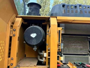 รถขุด Sany SY245H ขนาด 25 ตัน พร้อมหัวเจาะแบบ Auger, หัวจับแบบ Grapple, หัวเจาะแบบ Breaker และอุปกรณ์เสริมอื่นๆ เช่น SY235C, SY265H |   SY265H SY335H SY215C - Product Image 5