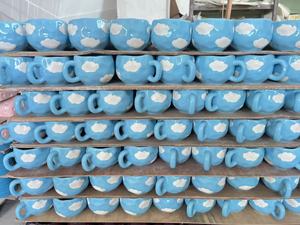 Ensemble de tasses à café en céramique irrégulières, faites à la main, au design unique, avec motifs personnalisables – Vente chaude directe usine - Product Image 3