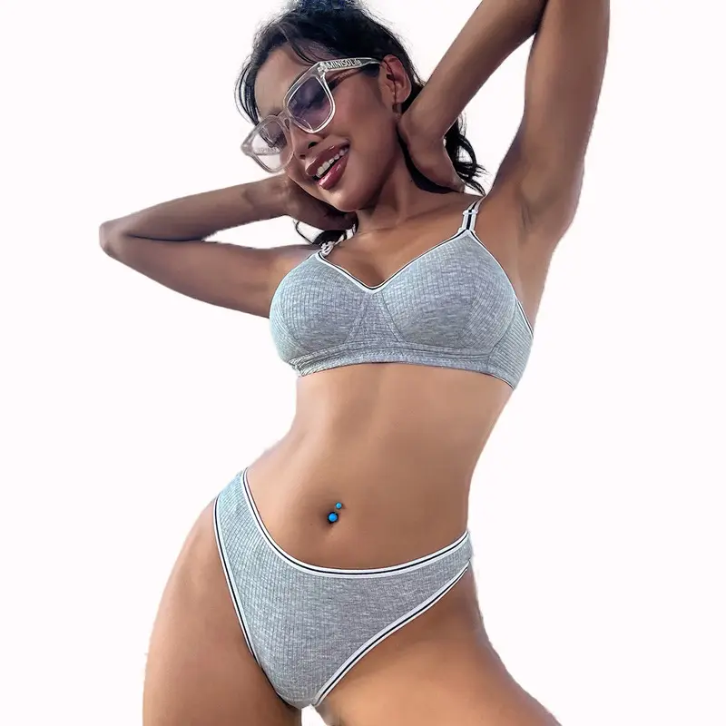 Conjunto de ropa interior Sexy sin anillo de acero para mujer, bragas finas y cómodas, sujetador de realce de pecho pequeño, venta al por mayor de fábrica