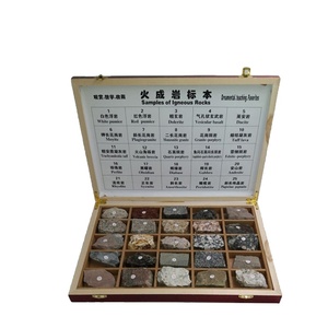 Formation professionnelle Fournitures Rock Pyrolith Spécimen Syrolith Échantillons pour L'enseignement - Product Image 1