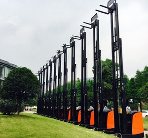 נצנזה 8-12 מ 'יושב חשמלי להגיע משאית 1600 ק "ג-2000 ק" ג קיבולת ליתיום-יון - Product Image 6