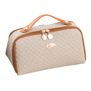 Bolsa de maquillaje de viaje de gran capacidad con asa suave, duradera y organizable, bolsa de aseo para mujer para almacenamiento en el hogar - Product Image 1