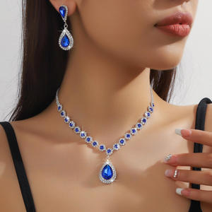 Conjunto de Joyería de Lujo Vintage con Gemas Azules y Pedrería, Chapado en Aleación de Plata 925, con Aretes, Collar y Brazalete para Bodas y Fiestas - Product Image 3