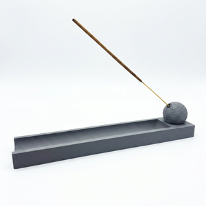 Porte-encens en bois naturel au design moderne, conçu pour les espaces de yoga, de bien-être et de relaxation - Product Image 1