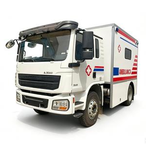 Camion d'ambulance et de lutte contre les incendies L3000 4X2 avec prise de force (PTO) pleine puissance, lance à eau et mousse de 70 m, lance de 65 m pour le sauvetage industriel et aéroportuaire - Product Image 1