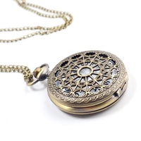Montre de poche pour hommes, séries à quartz, film en cuivre commémoratif, gravure du web d'araignée, de poche avec chaîne